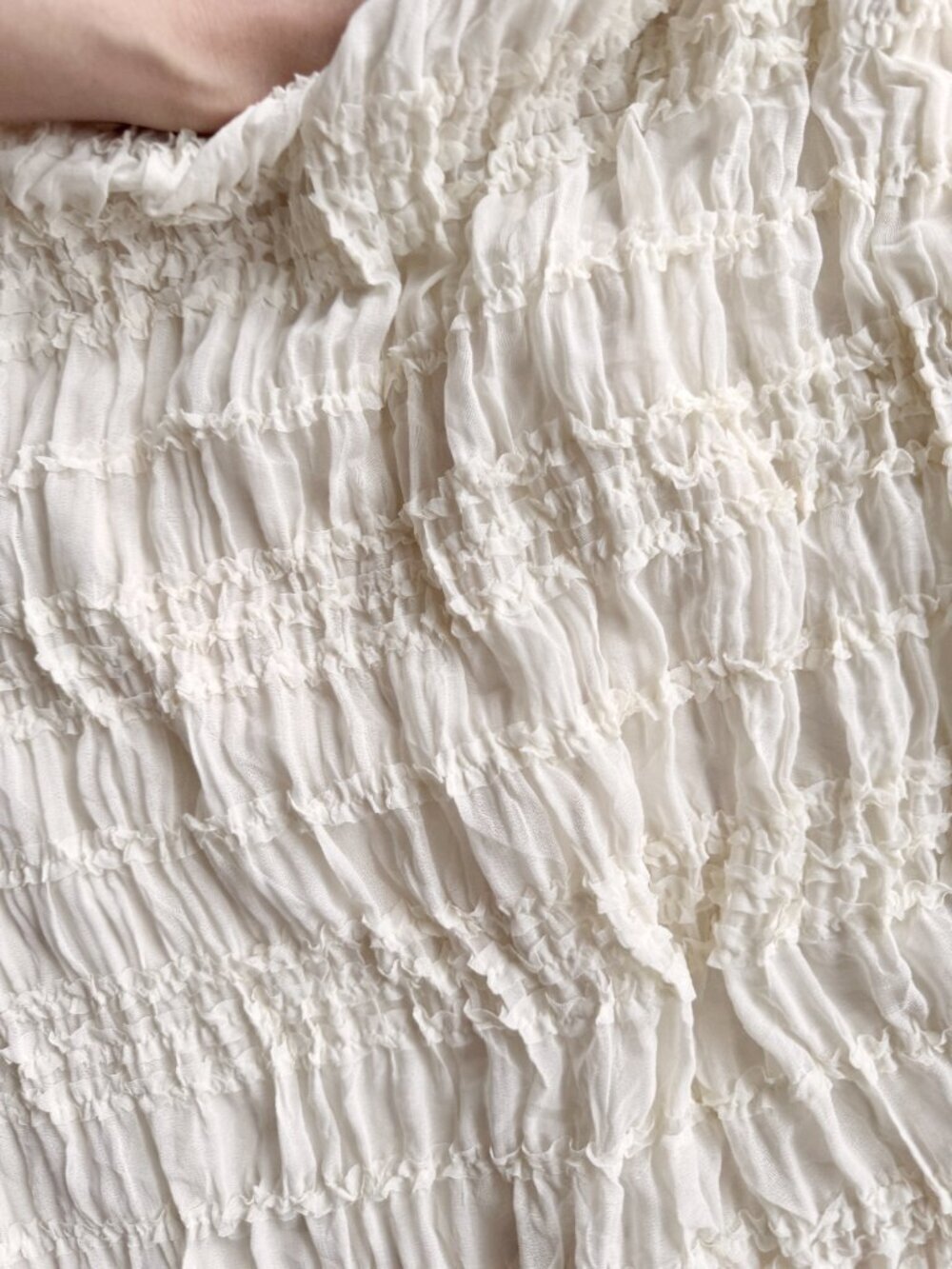COMMENSE Ivory Ruched Chiffon Ruffled Button Front Blouse Skirt Set, Size XS - Picture 12 of 16